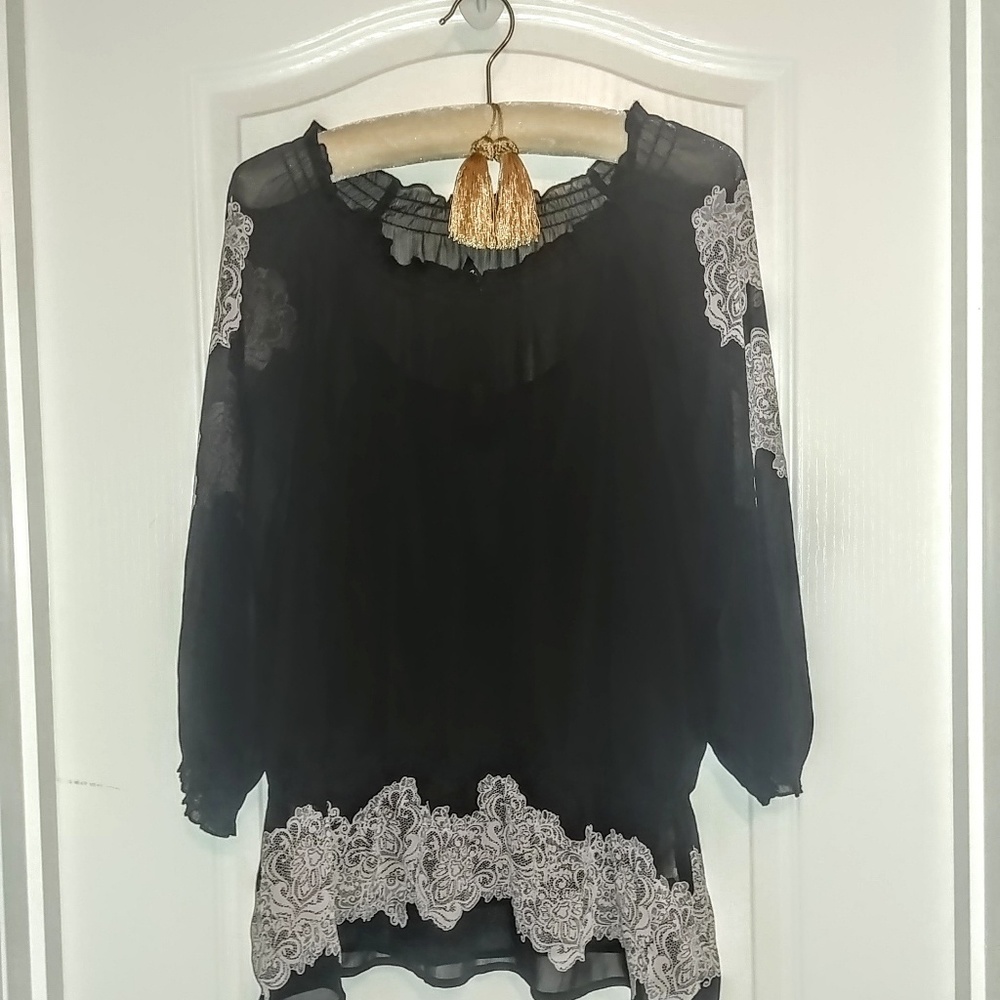 🔥NWT🔥Apt 9 sheer peasant top